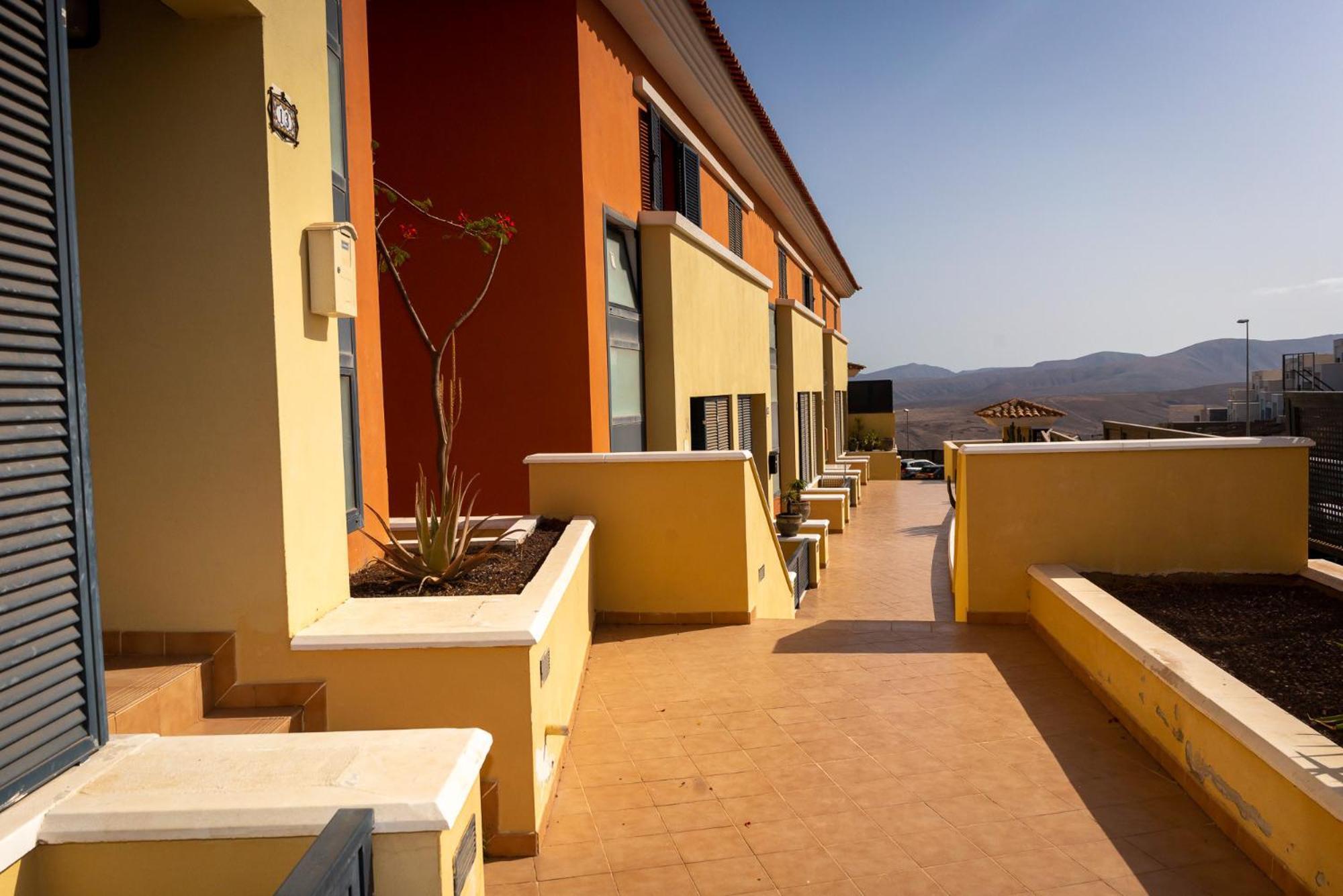 Lucky Thirteen - Apartment With Ocean View Caleta De Fuste Eksteriør billede
