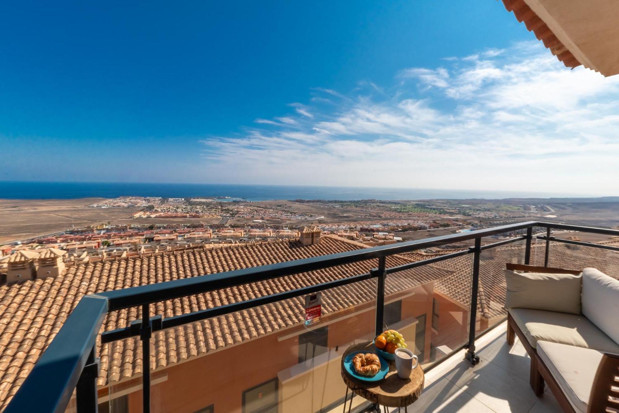 Lucky Thirteen - Apartment With Ocean View Caleta De Fuste Eksteriør billede